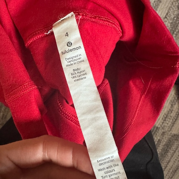 Red Lululemon limited edition leggings - Picture 5 of 5